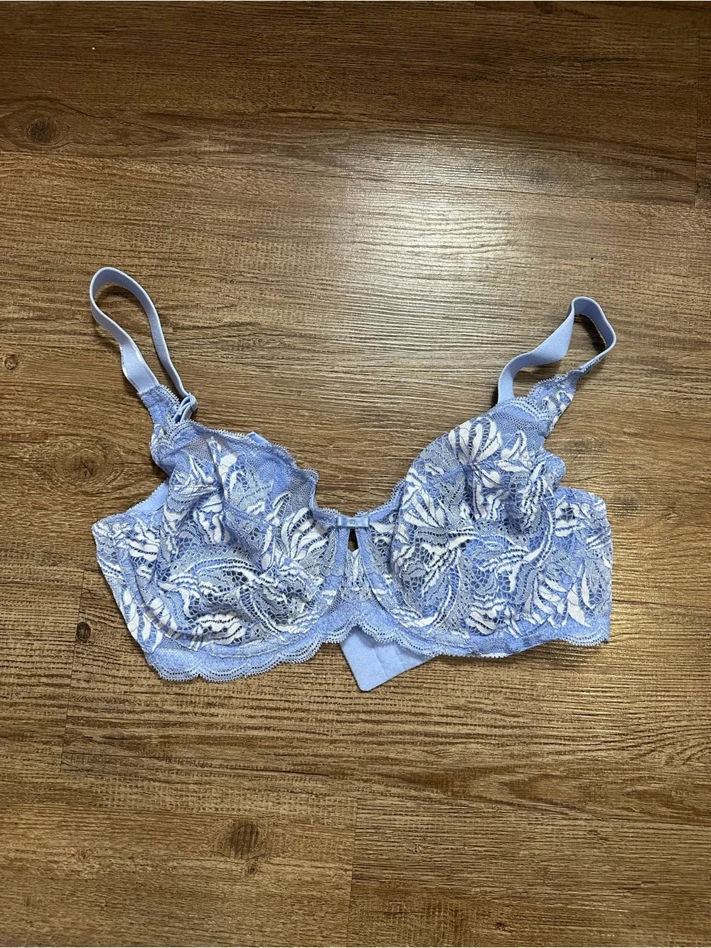 34DDD blue lace bra